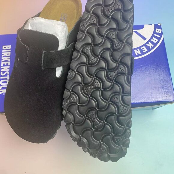 Birkenstock Boston Soft Footbed Sandals: Adjustable Suede Comfort (Narrow Fit) - Picture 2 of 5